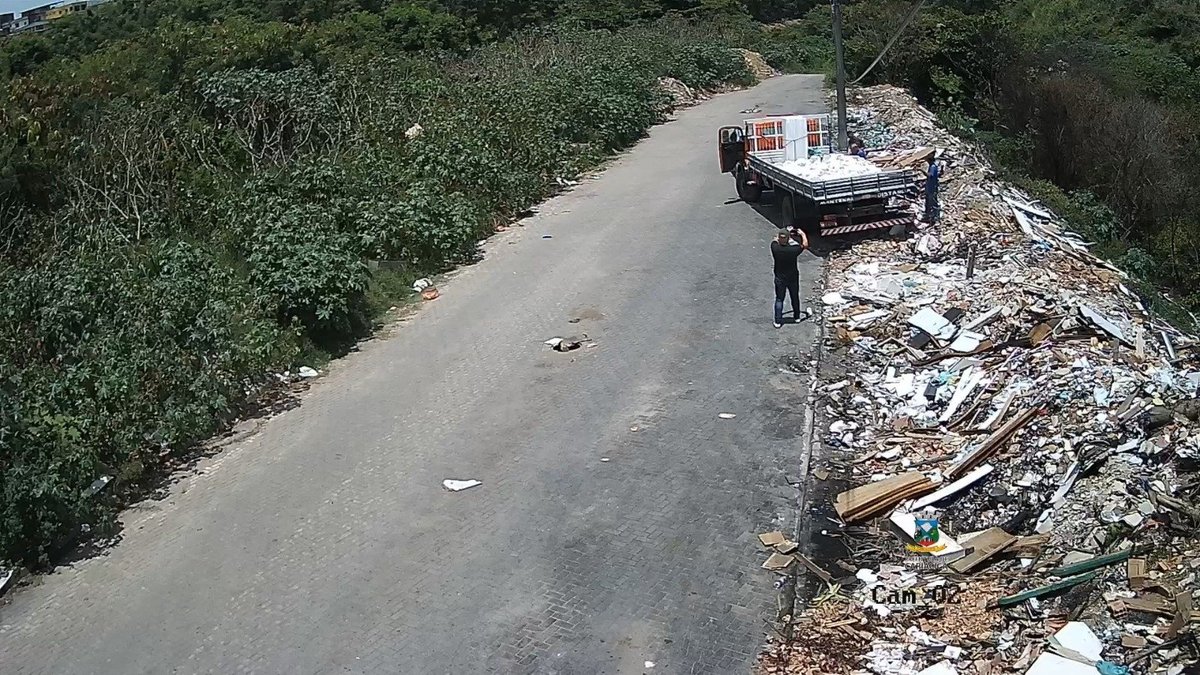 Cariacica usa videomonitoramento para coibir descarte irregular de lixo