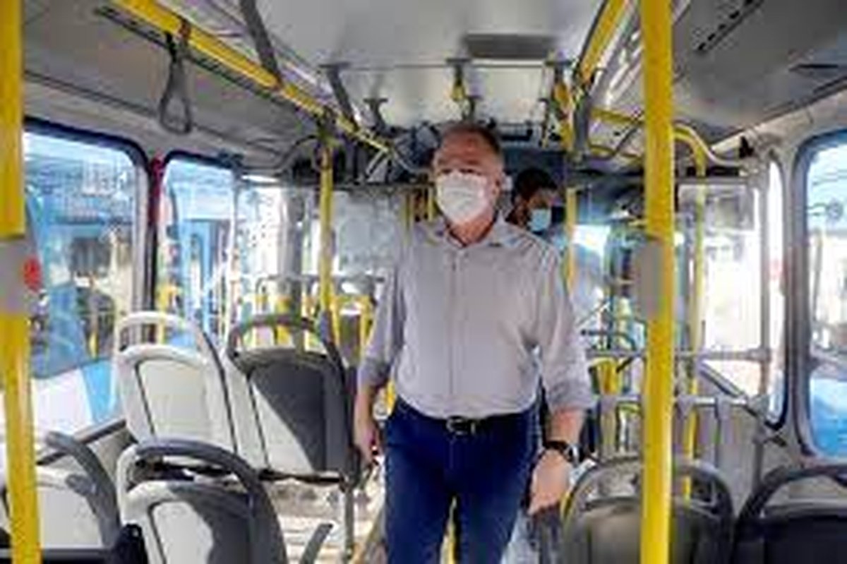 TRANSCOL VAI GARANTIR MOBILIDADE NA CAPITAL CAPIXABA: Governador anuncia substituição dos ônibus ‘verdinhos’ por frota nova, com ar condicionado e tecnologia wifi