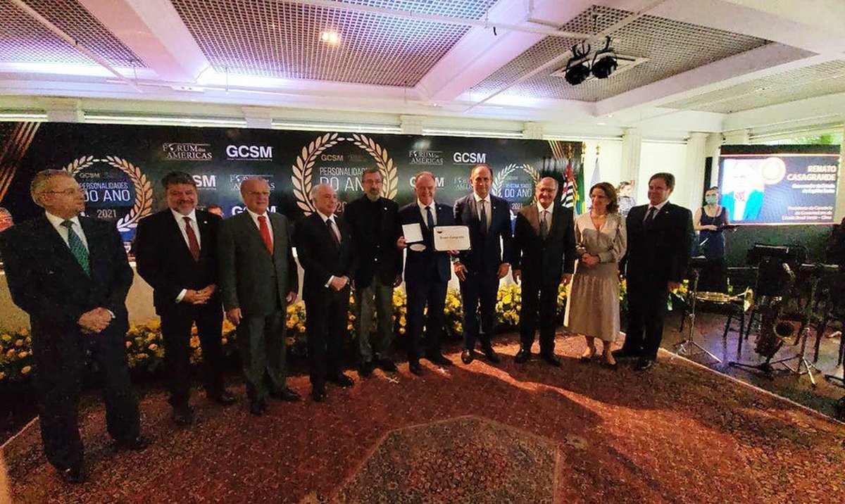 Prêmio Personalidades do Ano 2021: Governador do Espírito Santo é homenageado em premiação por sua atuação em prol do meio ambiente