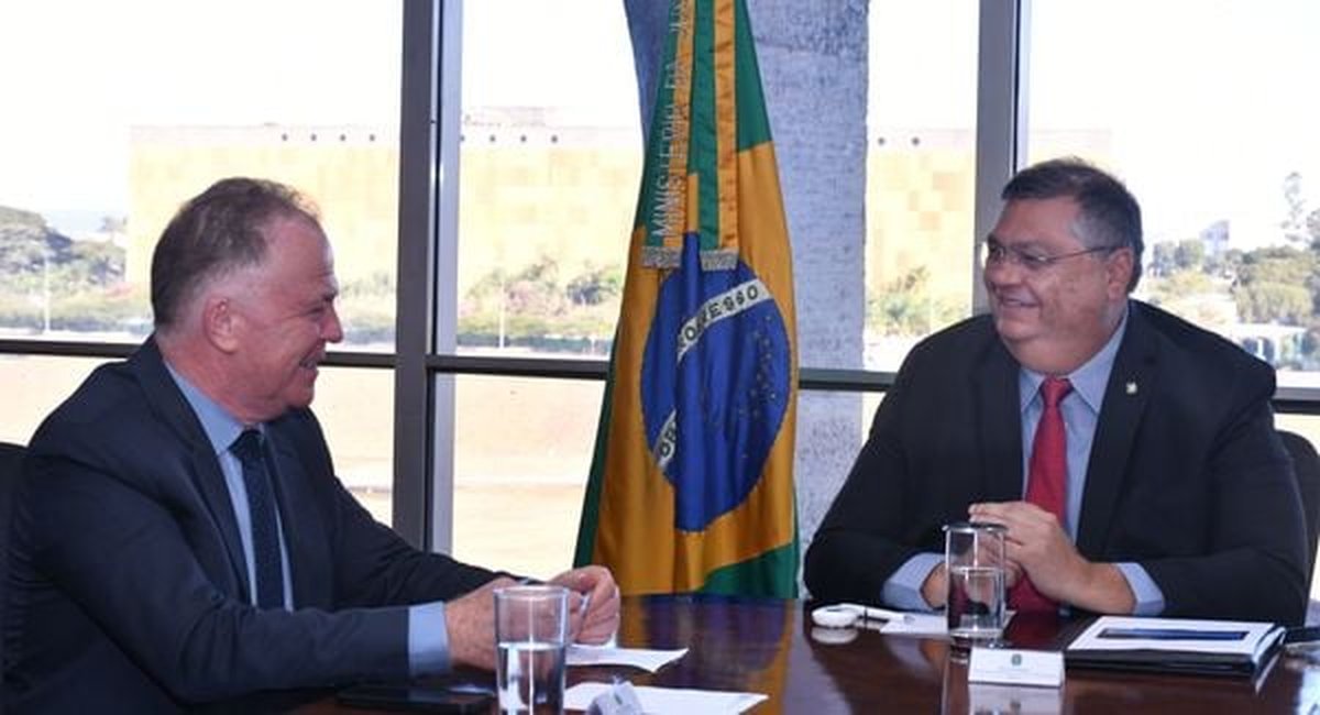 Casagrande defende Flávio Dino para ministro do Supremo Tribunal Federal