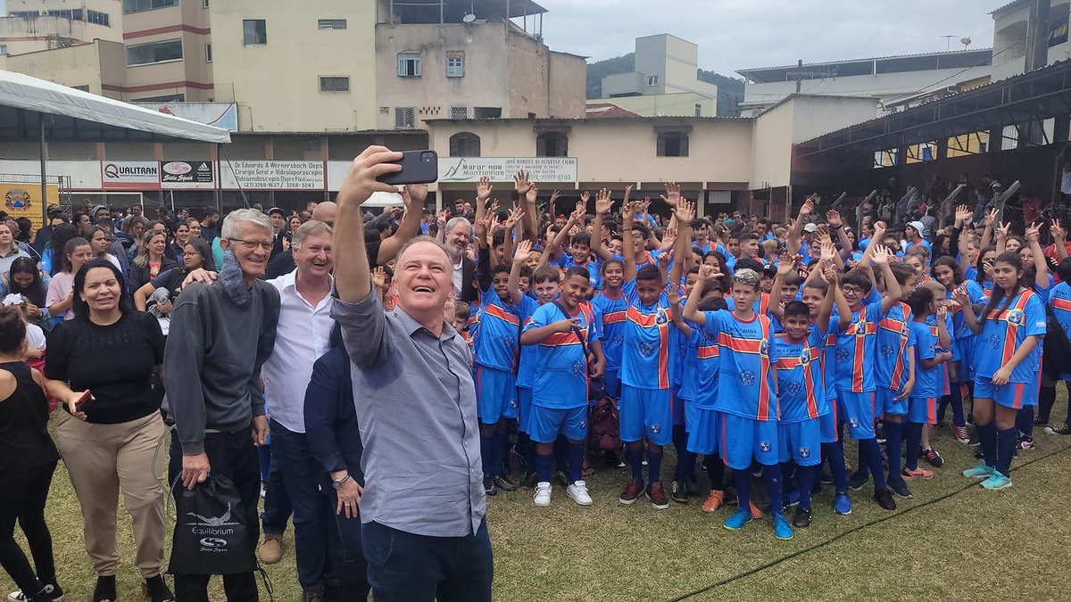 ‘Renato Casagrande é amigo de nossa cidade’, diz prefeito ao agradecer pelos investimentos milionários do Governo em Domingos Martins