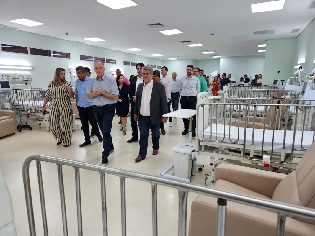 Governador anuncia repasses de mais de R$ 2,5 milhões para Hospital Municipal Materno Infantil da Serra
