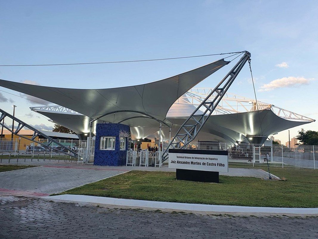 ‘Se recebemos um problema, resolvemos’, afirma Casagrande ao entregar o novo Terminal Urbano de Itaparica