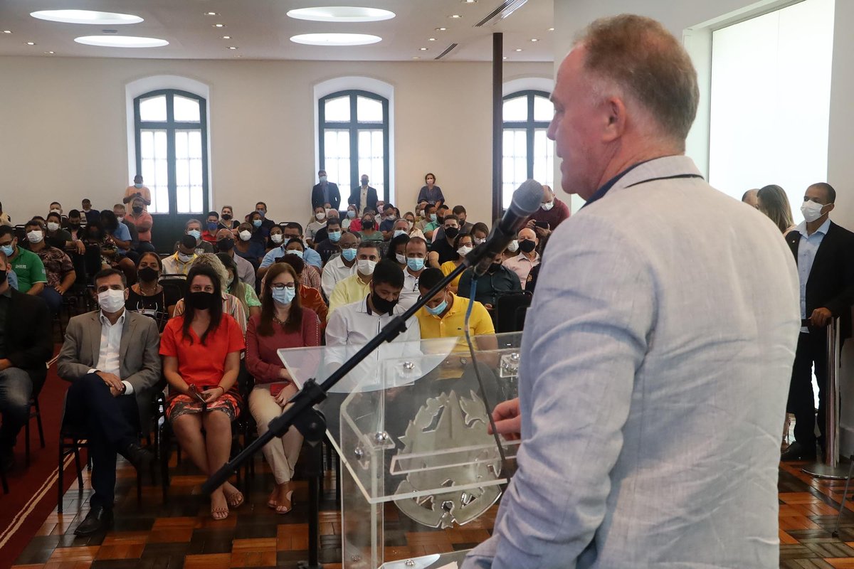 Governo lança mais 10 mil vagas no programa CNH Social 2022