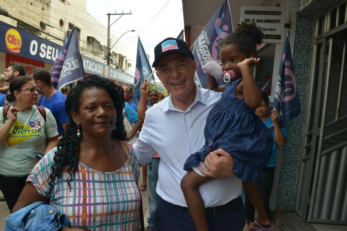 Casagrande é aprovado por 84% da população; Manato é o campeão da rejeição
