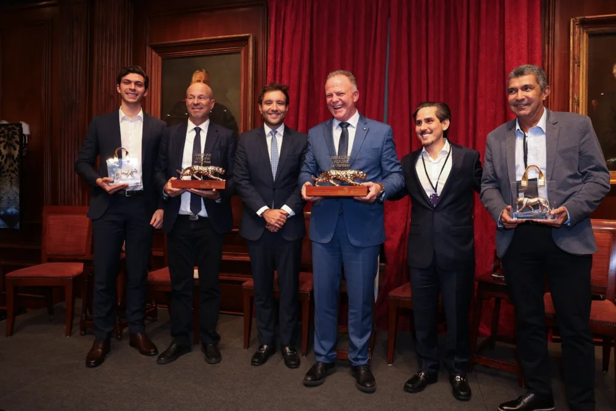 Casagrande é premiado nos EUA por transformar o Espírito Santo no melhor mercado regional do Brasil