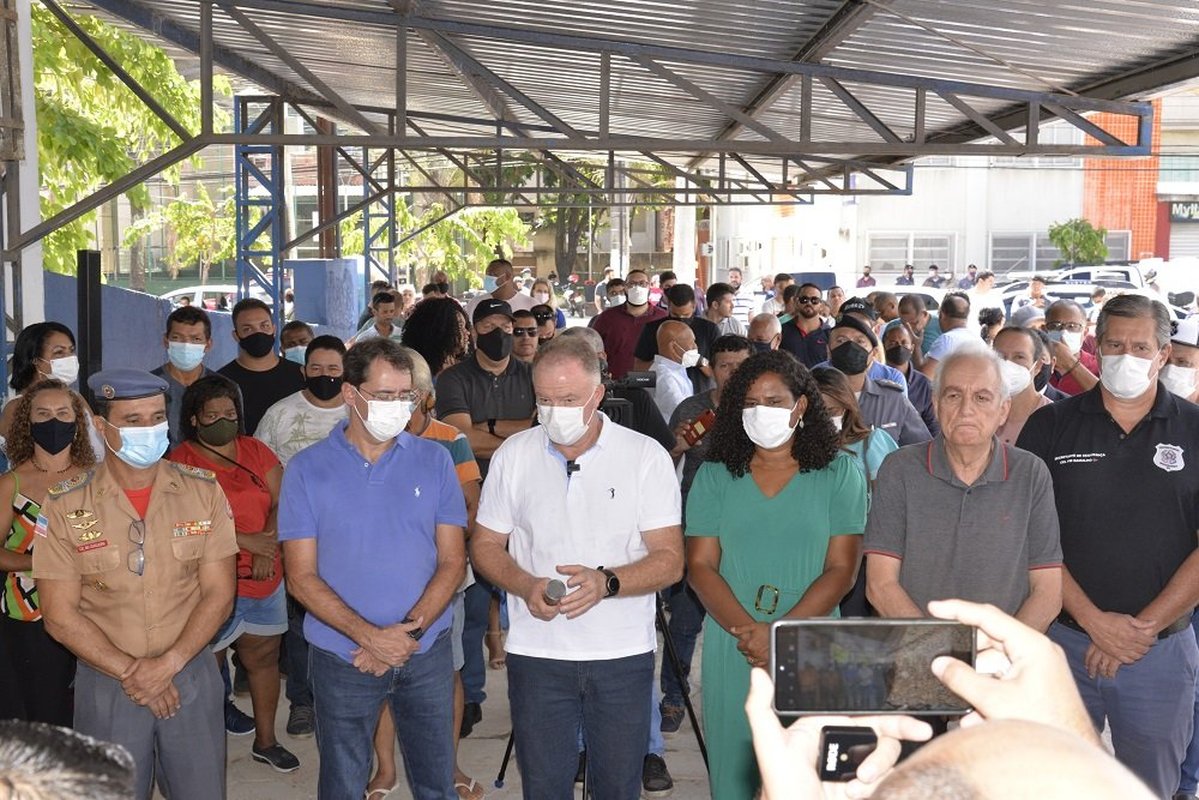 Governador capixaba entrega reforma da Companhia da PM de São Pedro e novo espaço vai aproximar policiais e a população