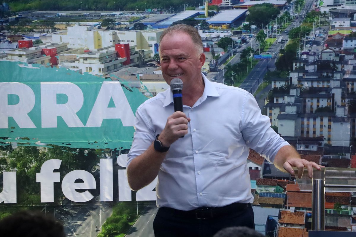 Governo Renato Casagrande é bem avaliado por 83% dos capixabas