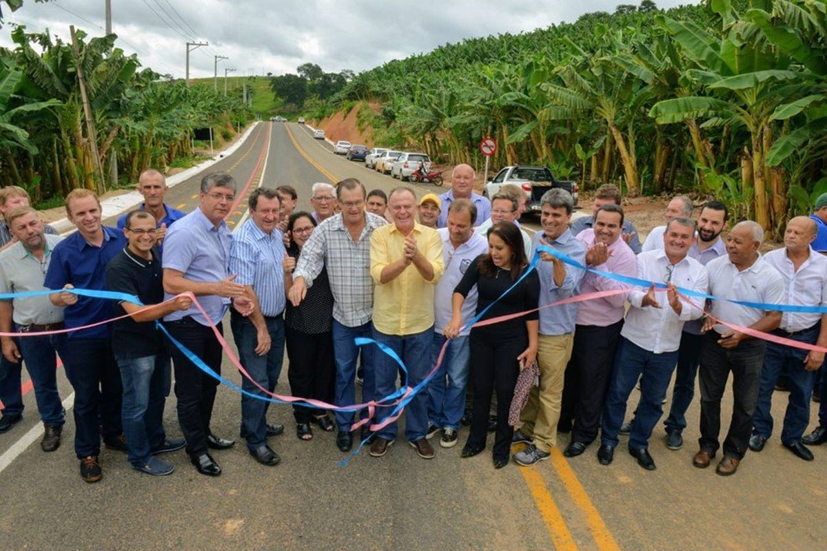 Governo do Estado entrega pavimentação do trecho Itarana – Rizzi