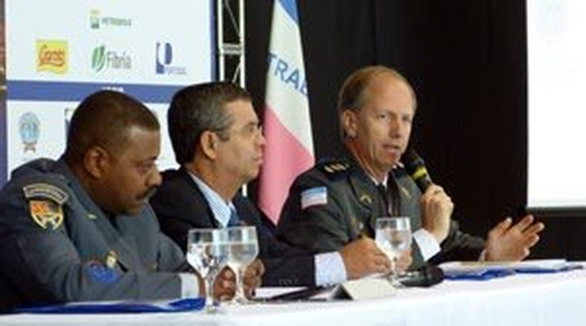 Congresso de magistrados realizado em Vitória conclui que crime militar tem de ser investigado pela Polícia Militar