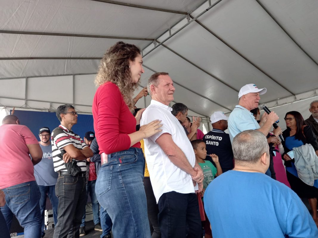 Em evento do Governo, ‘prefeito’ João Coser é elogiado por seu caráter republicano e pelas obras que fez para melhorar a mobilidade urbana de Vitória