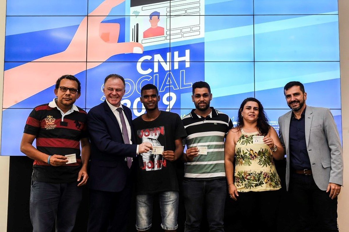 Governo entrega CNH Social para 500 condutores e cobra maior responsabilidade no trânsito