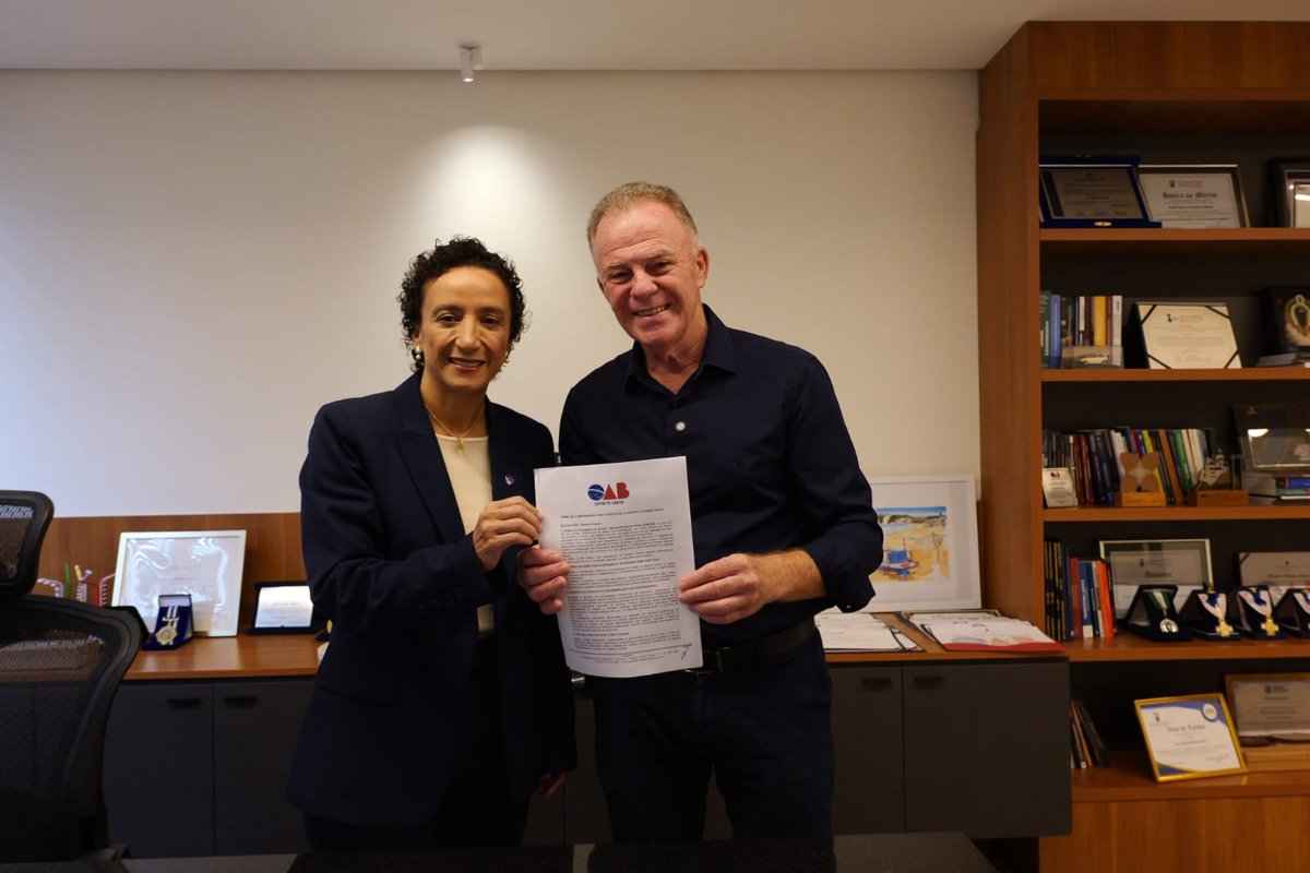 Casagrande assina Termo de Compromisso com a OAB em defesa da advocacia e da segurança jurídica