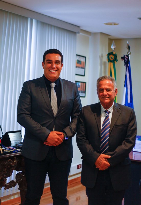 Manato se reúne com Erick Musso e pede que orçamento estadual para 2023 seja apreciado depois do 2º turno