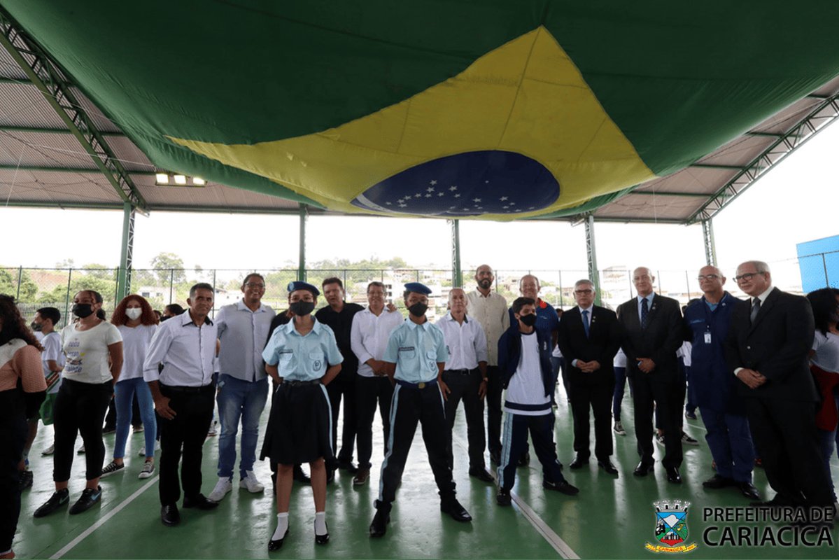 Euclério Sampaio entrega mais uma Escola Militar em Cariacica