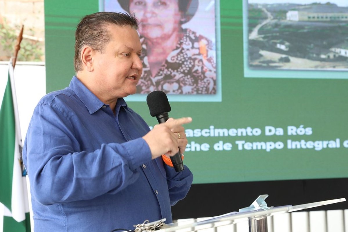 Euclério Sampaio entrega o primeiro  Centro Municipal de Educação Infantil de Cariacica