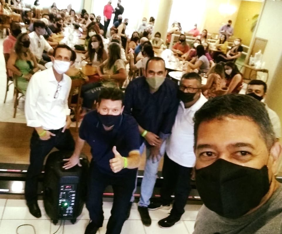 CANDIDATO CHEGA A 24%, CONTRA 15% DO 2º COLOCADO: Euclério dispara e agradece a Deus e ao povo de Cariacica