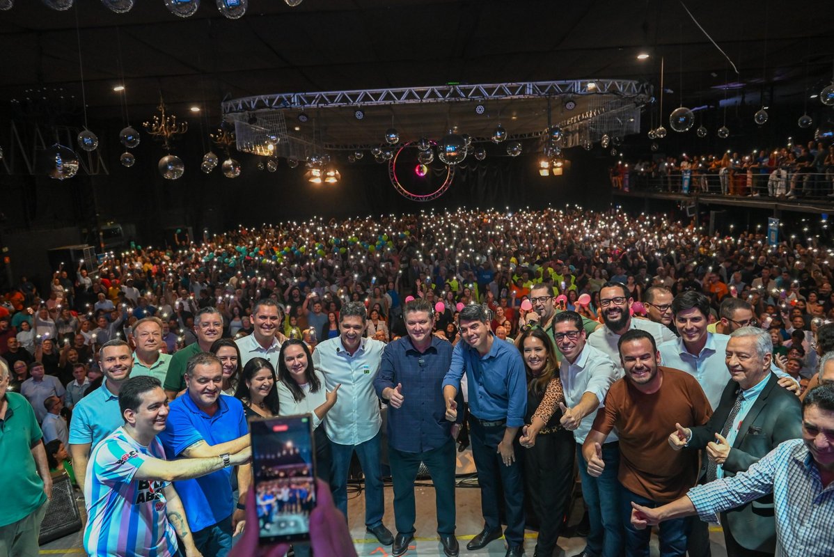 Força política e carisma de Euclério Sampaio levam mais de 7.500 pessoas a megaevento para consolidar apoio a Ricardo Ferraço em 2026