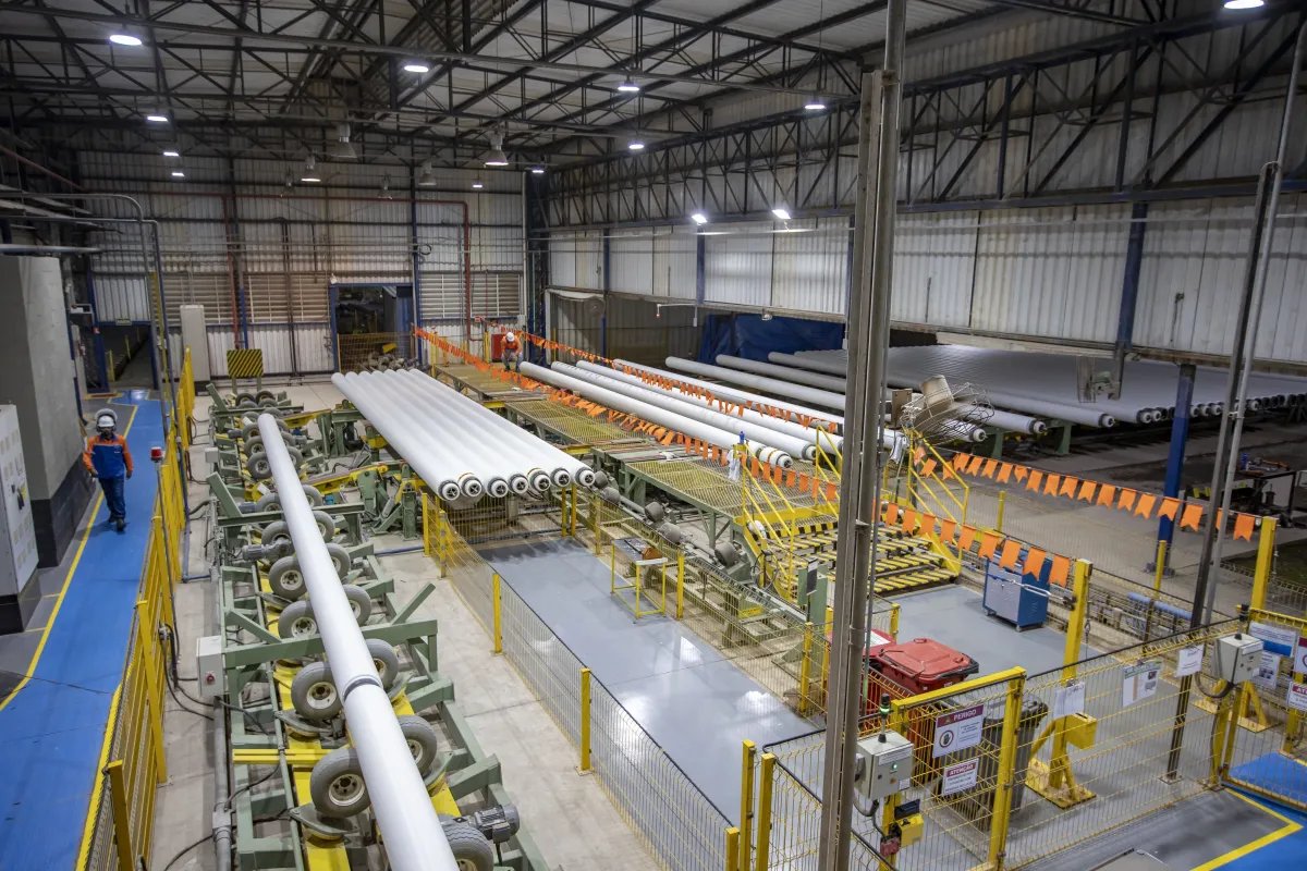 Multinacional francesa e gigante do petróleo anunciam fábrica no Espírito Santo; Amazon inaugura centro de distribuição em Cariacica