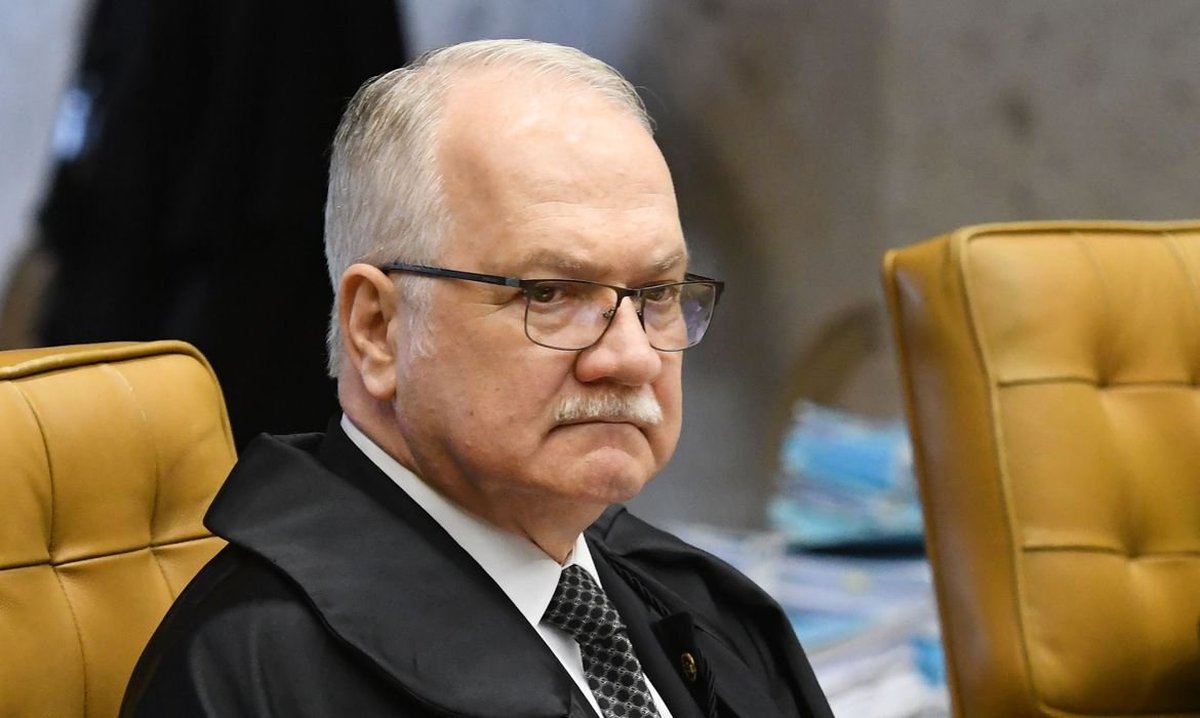Só 57,5% dos brasileiros discordam da decisão do ministro Edson Fachin que anulou condenações de Lula