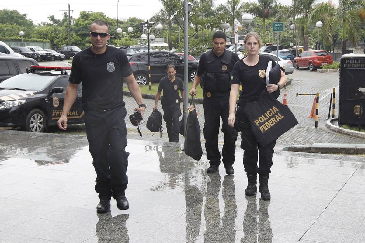 Fenapef critica proposta do diretor-geral da Polícia Federal em limitar autonomia dos delegados para investigar autoridades com foro privilegiado
