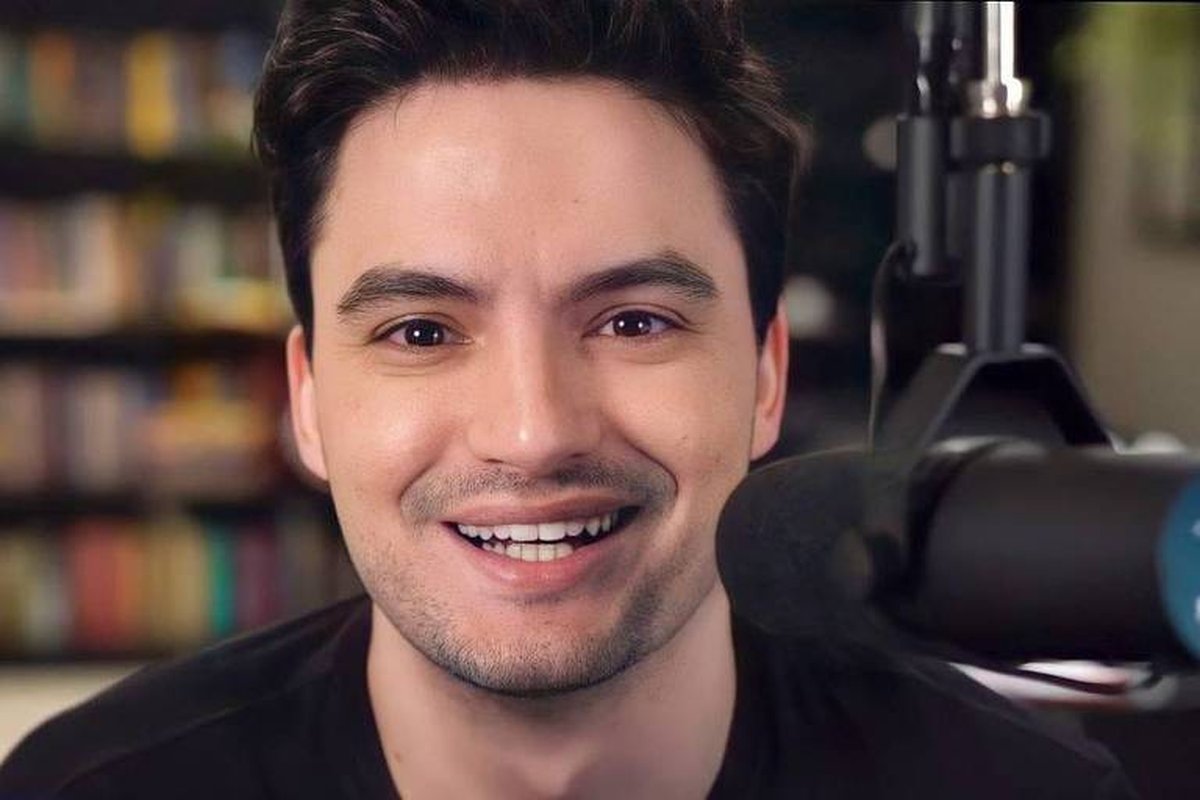 Felipe Neto defende empoderamento da Polícia Federal para combater líderes das gangues que articulam o ódio e fake news nas redes sociais