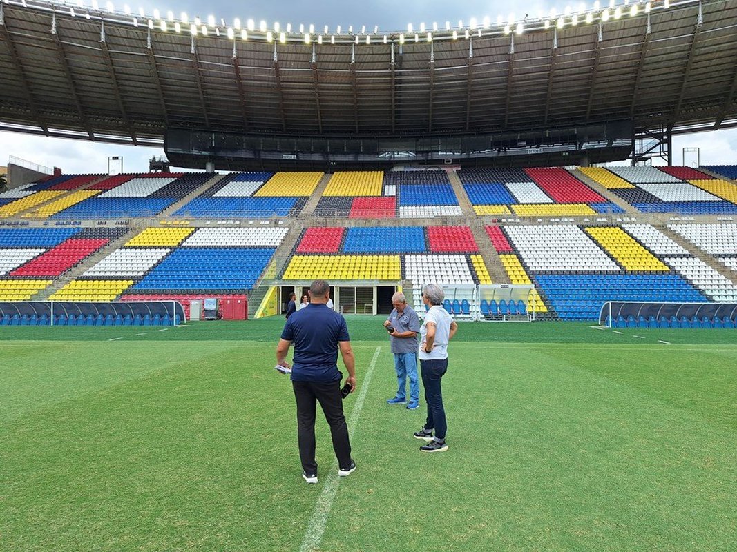 Comissão da Fifa visita Estádio Kleber Andrade para Copa do Mundo Feminina da Fifa de 2027
