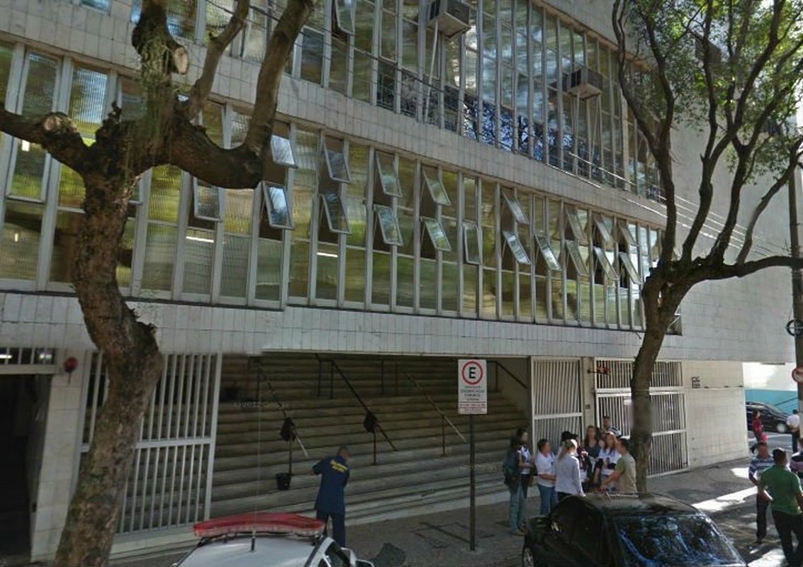 CHEGADA DA NOVA VARIANTE DA COVID: Tribunal reduz para 50% número de servidores em trabalho presencial nas unidades do Judiciário capixaba e disciplina a entrada de pessoas nos Fóruns