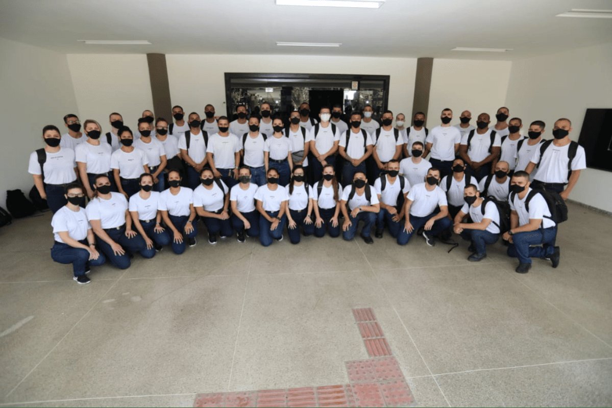 Futuros guardas municipais de Cariacica fazem sua aula inaugural