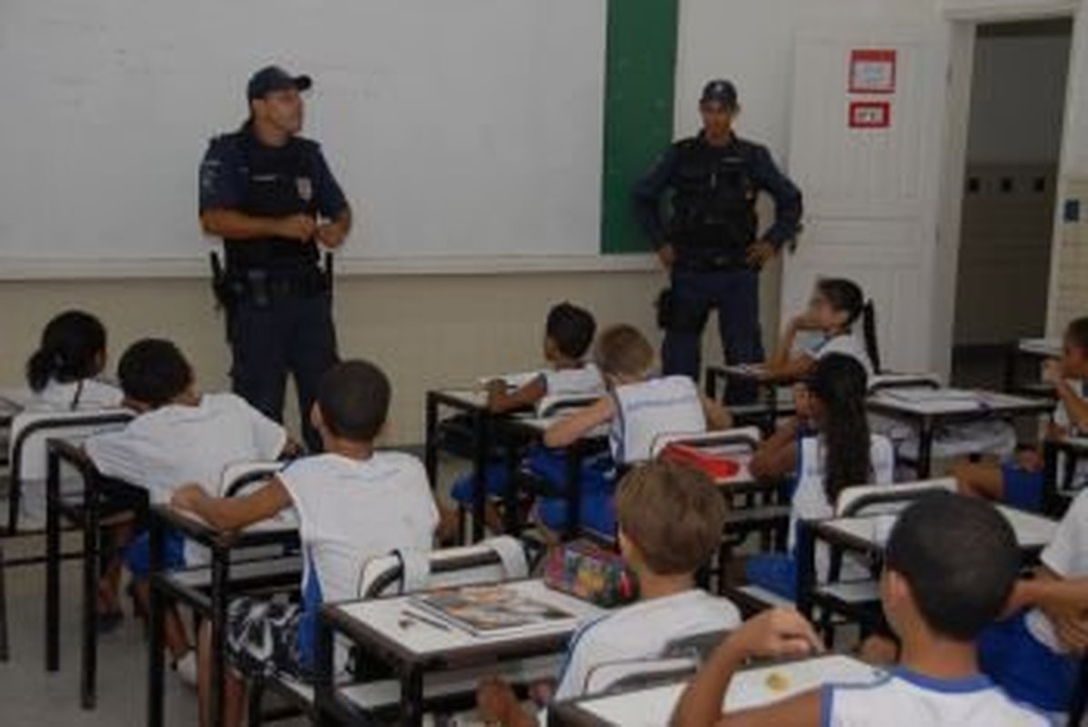 MINISTÉRIO PÚBLICO ESTADUAL PUBLICA NOTIFICAÇÃO RECOMENDATÓRIA: Guardas Municipais têm que ser mais interativas e menos "policialescas"