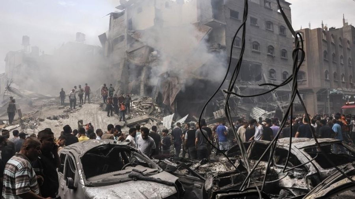 Casagrande chama de terrorismo os ataques do Hamas contra Israel e defende uma pátria para os palestinos