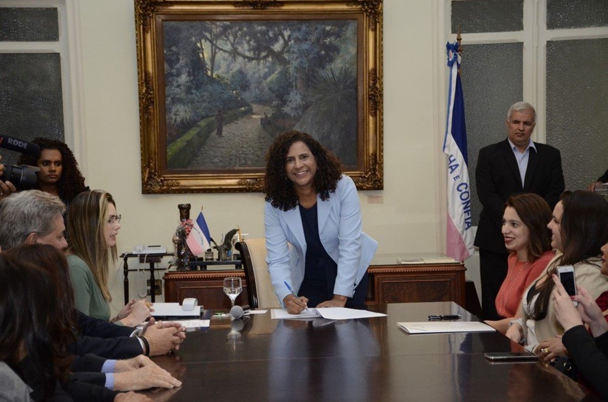 Governo capixaba cria Observatório de Políticas Públicas para as Mulheres