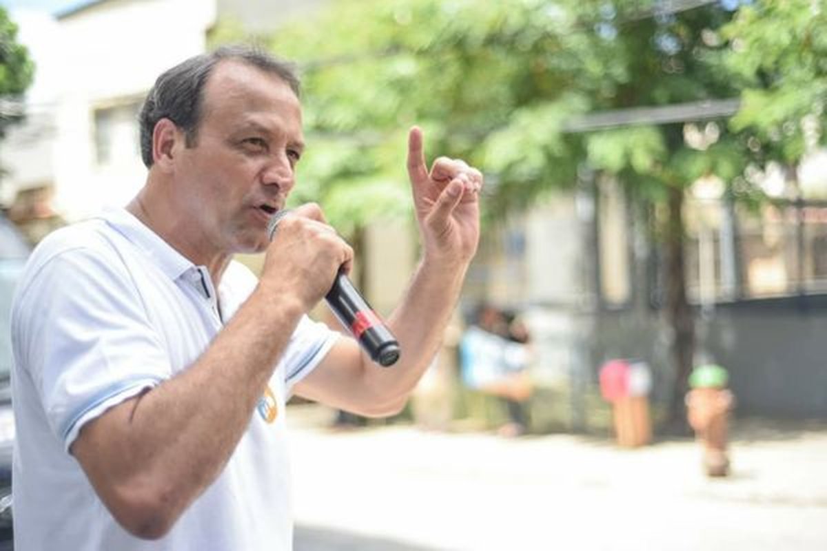 CONFUSÃO EM UNIDADE DE SAÚDE: Vice-prefeito de Cachoeiro é autuado por desacato à autoridade