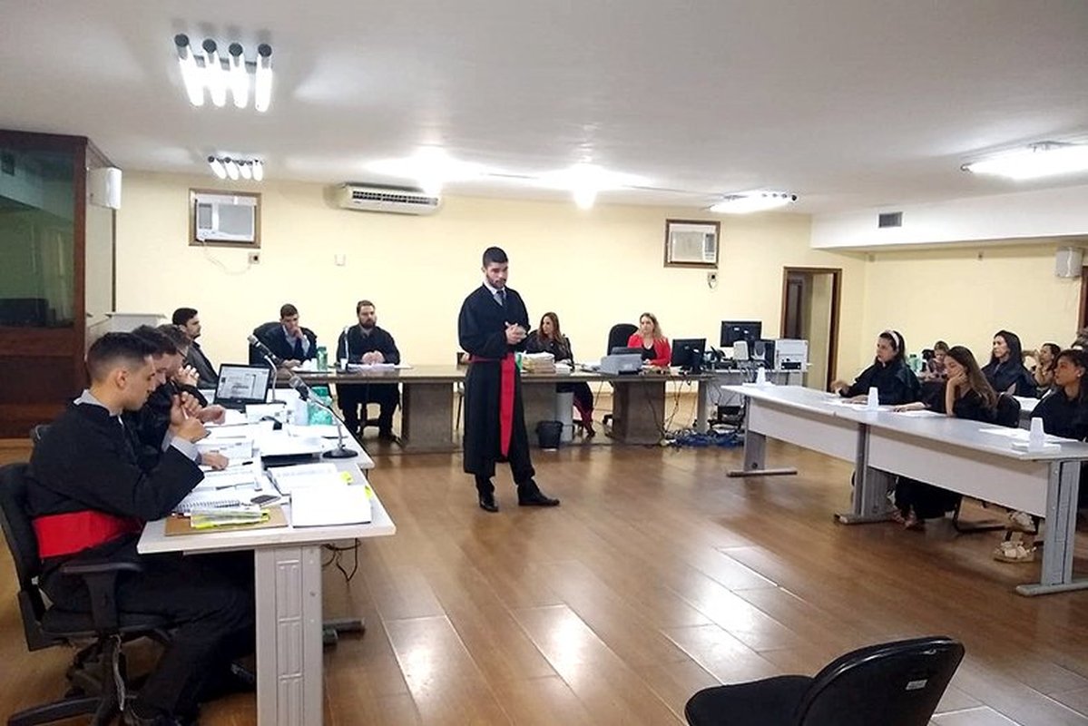 STF forma maioria para permitir execução imediata de prisão após Júri Popular
