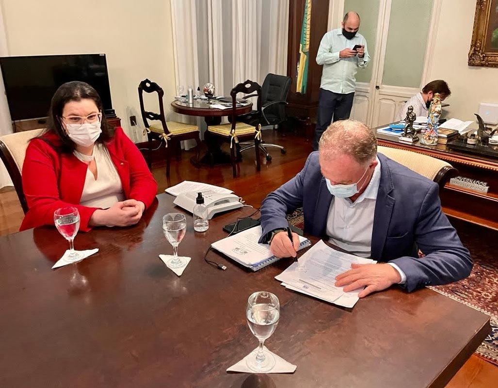 ‘Ela já mostrou o trabalho sério, competente, equilibrado que fez nesses dois anos à frente do Ministério Público’, diz governador: Luciana Andrade é reconduzida para a Procuradoria-Geral de Justiça