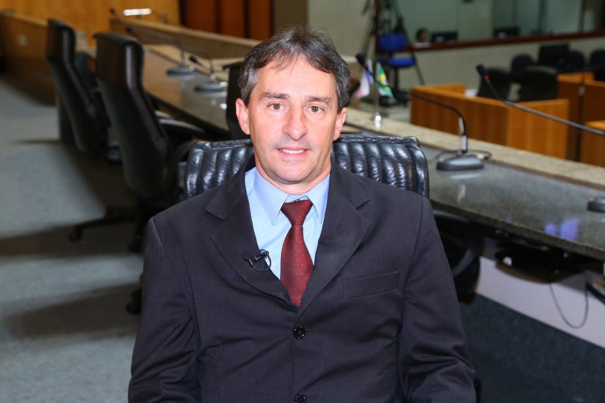 STJ condena Luciano Machado e Fátima Couzi por improbidade administrativa