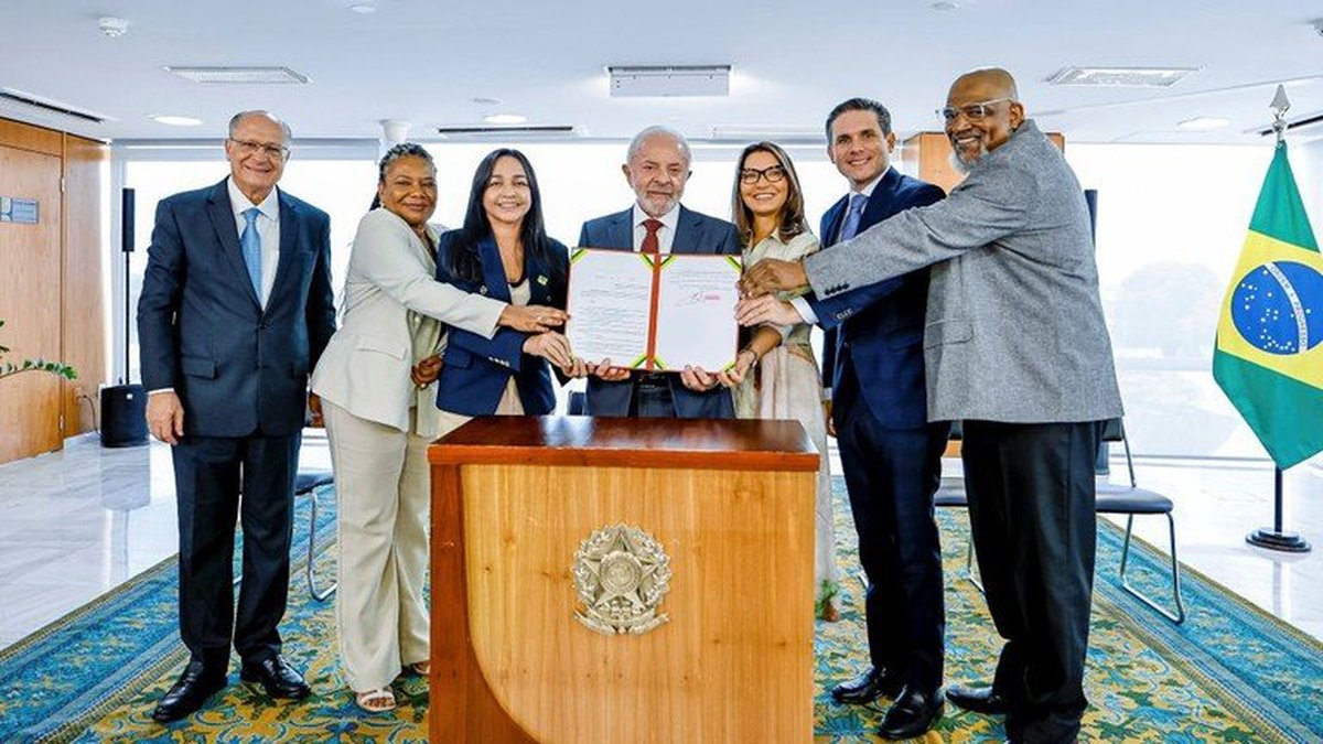“Força simbólica muito profunda”, diz Lula, sobre decreto que reconhece a música gospel como manifestação cultural