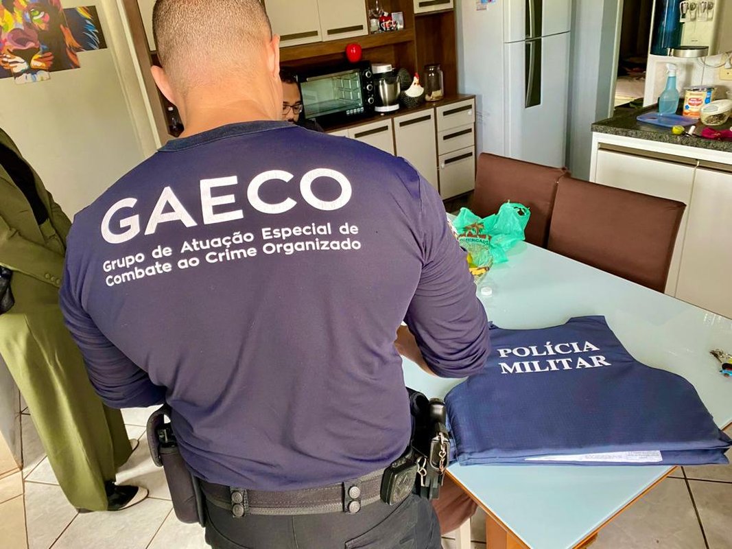 Dez advogados são presos pela acusação de tráfico de drogas, armas e munição e por planejar assassinatos no Espírito Santo