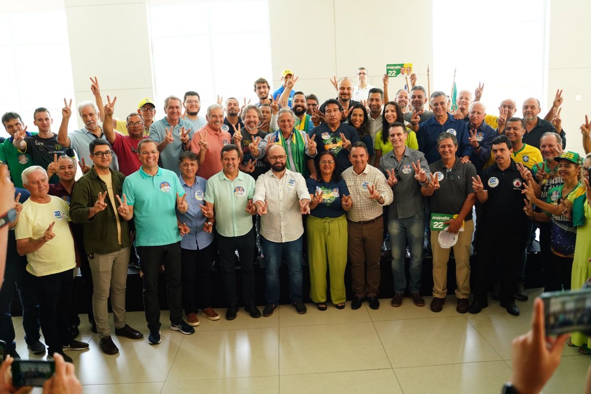 OS BASTIDORES DA REUNIÃO DE MANATO NO CLUBE DOS OFICIAIS: Clima fúnebre, gastos de quase R$ 6 milhões com apenas dois derrotados e cheiro de 'calote'