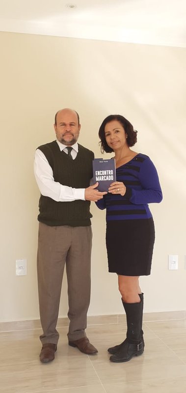 Oficial Reformado da PM e advogado, José Mário Vieira lança livro de poesias