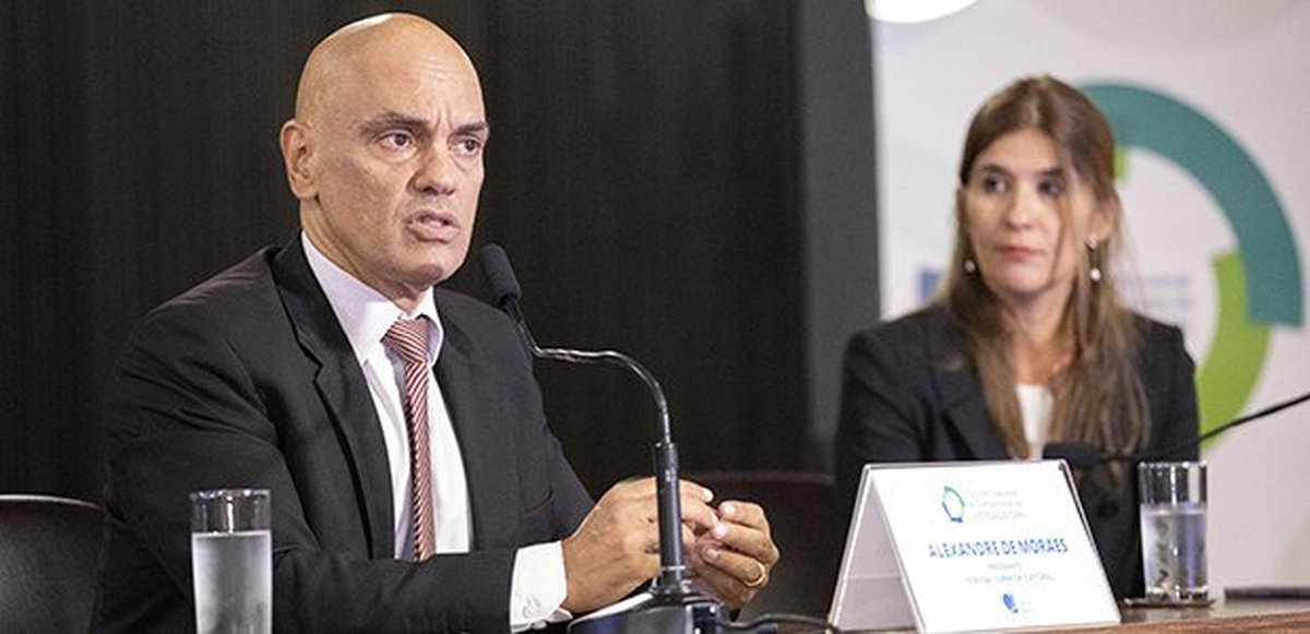 Alexandre de Moraes promete colaborar para aprovação do Projeto de Lei das Fake News