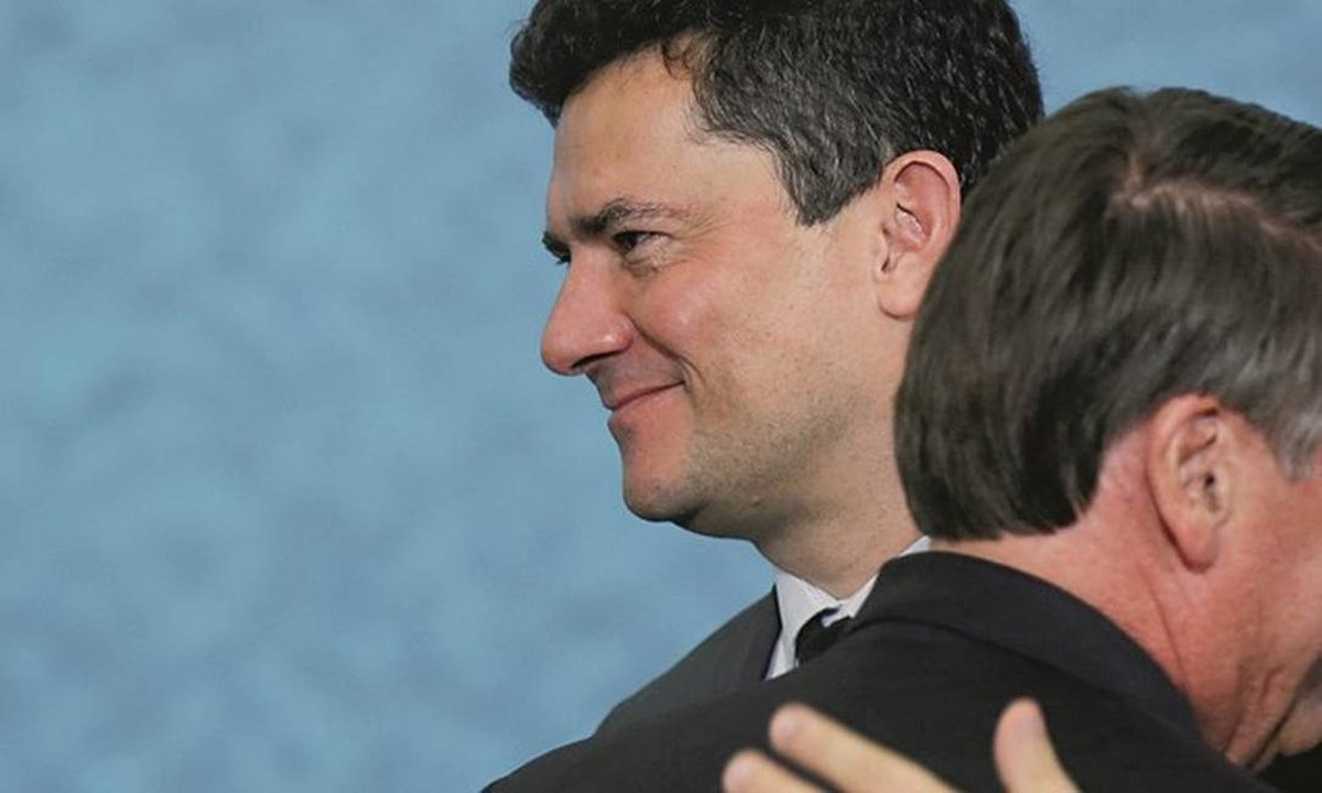 Época: Sergio Moro já analisa pesquisas eleitorais com seu nome para Presidente