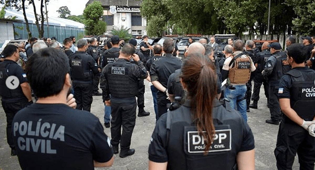 Sindipol/ES parabeniza policiais civis por profissionalismo e dedicação