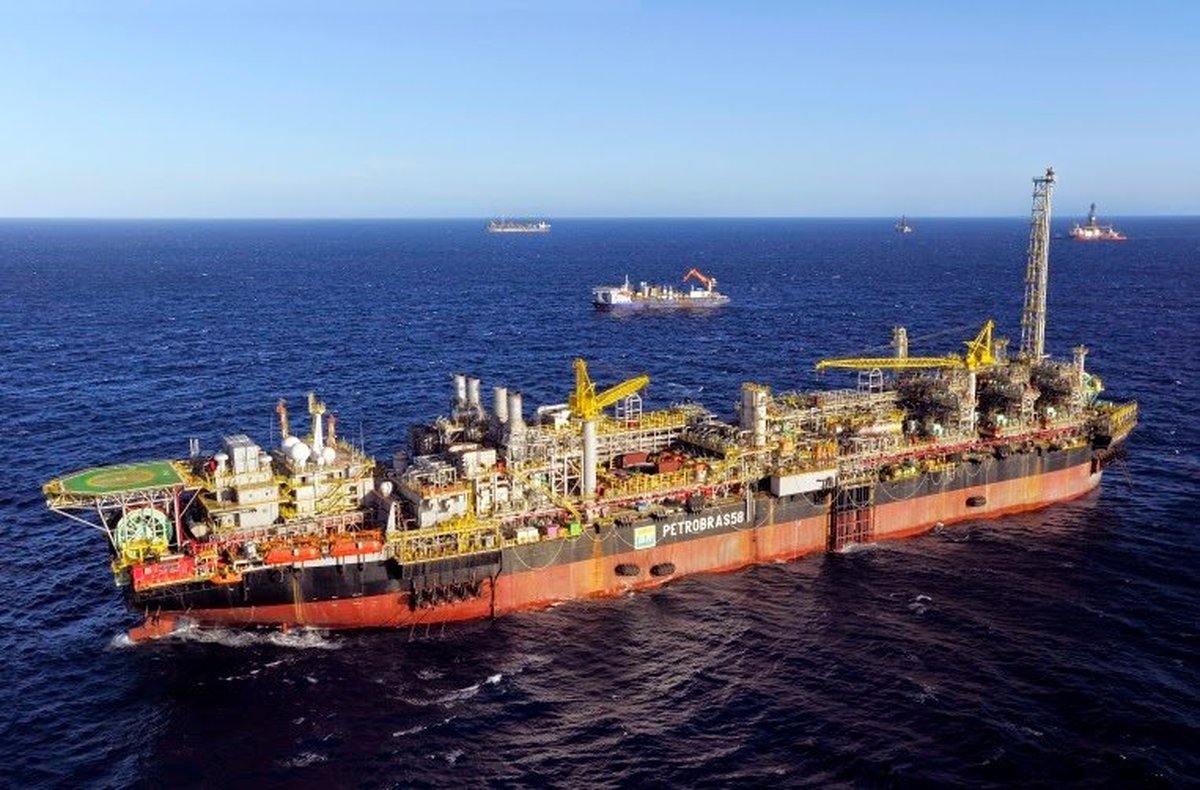 Funcionário da Petrobras relata momentos de tensão e medo que tomam conta de trabalhadores de plataforma instalada na costa capixaba: P-58 está fundeada sob o gás da morte