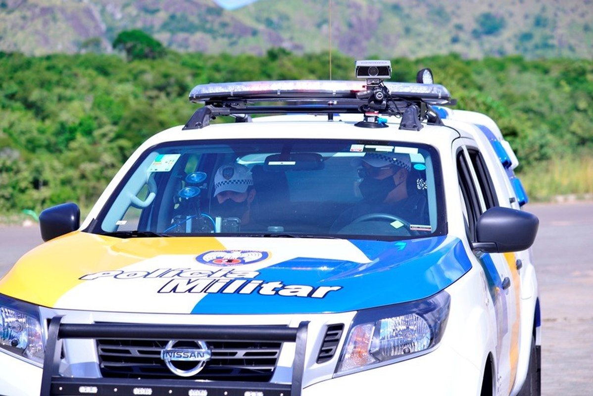 BLOG DO ELIMAR CÔRTES ANTECIPOU INFORMAÇÃO HÁ UM ANO: Polícia Militar testa com sucesso equipamento móvel de leitura de placas veiculares