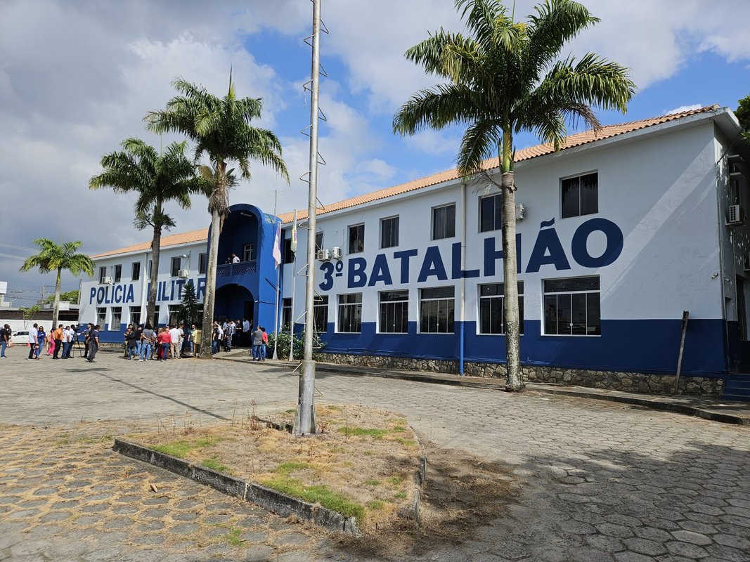Casagrande entrega reforma do Quartel do 13º Batalhão da PM e anuncia revitalização do Sítio Histórico de São Mateus