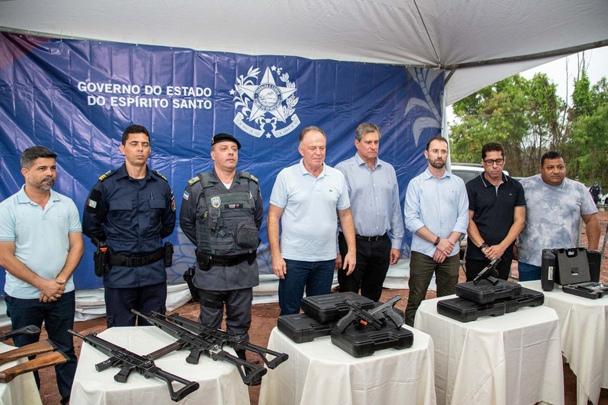 Polícia Militar doa 109 armas para a Guarda Municipal de Anchieta