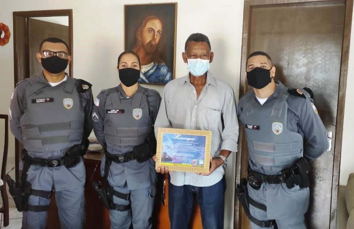 Sargento RR Gonçalves é homenageado pelo Comando da 14ª Companhia Independente dentro do “Projeto visita aos heróis”