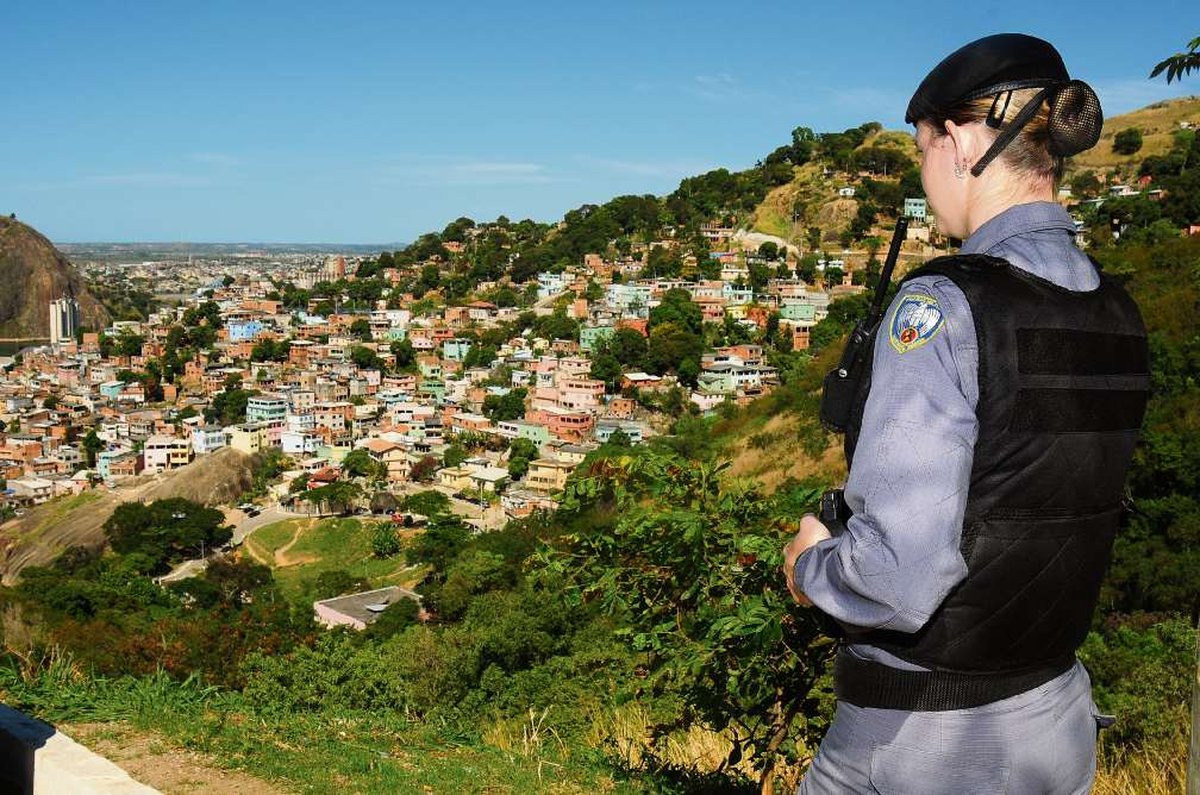 Governo anuncia reajuste de até 35,53% para operadores da segurança pública do Espírito Santo