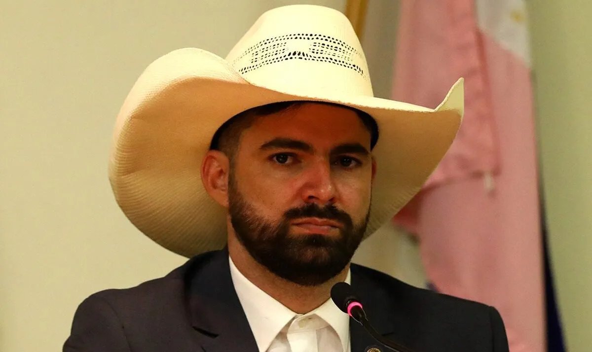 Polícia Civil desmonta versão de Muribeca e investiga cabo eleitoral que feriu com tiro de pistola autor de falso atentado
